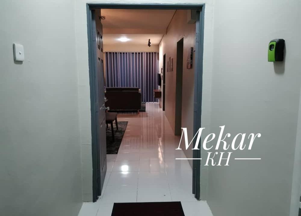 ברינצ'אנג Mekar Kh Homestay מראה חיצוני תמונה