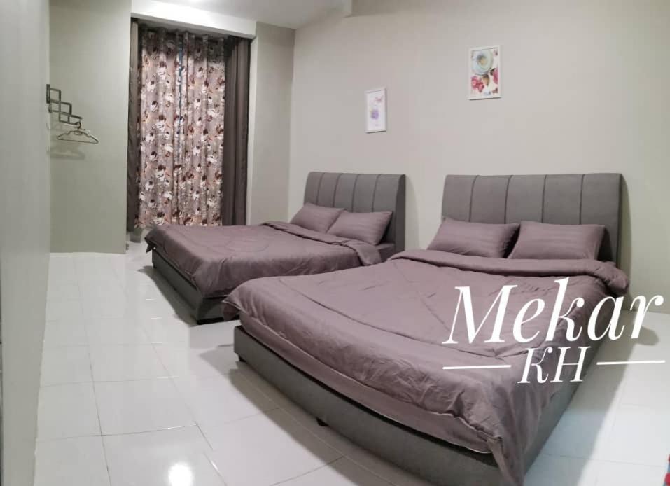 ברינצ'אנג Mekar Kh Homestay מראה חיצוני תמונה